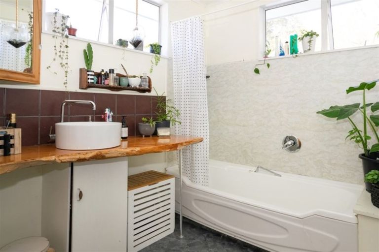 Photo of property in 14 Inglis Street, Havelock, 7100