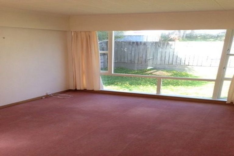 Photo of property in Westgate Flats, 4/36 Queen Street, Mount Victoria, Wellington, 6011