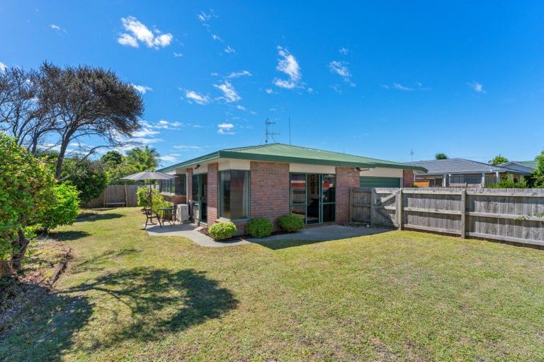 Photo of property in 63 Kane Road, Papamoa Beach, Papamoa, 3118