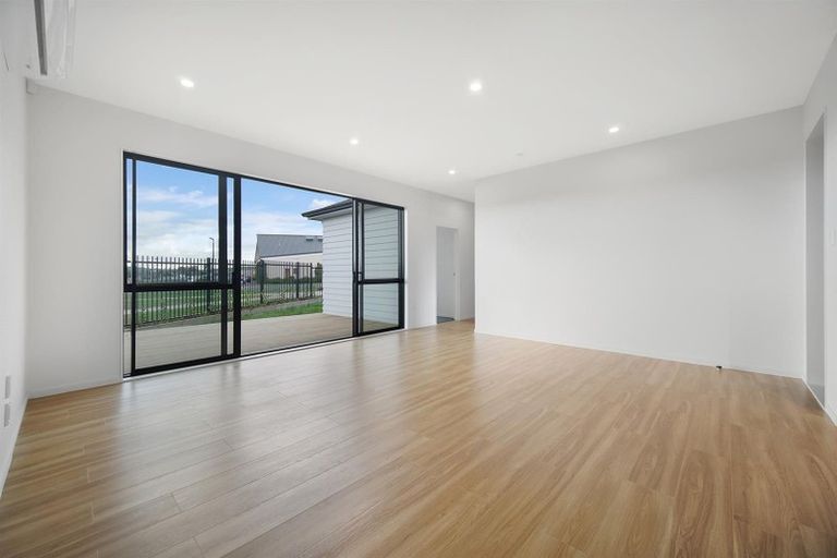 Photo of property in 52 Perkins Street, Papakura, 2110