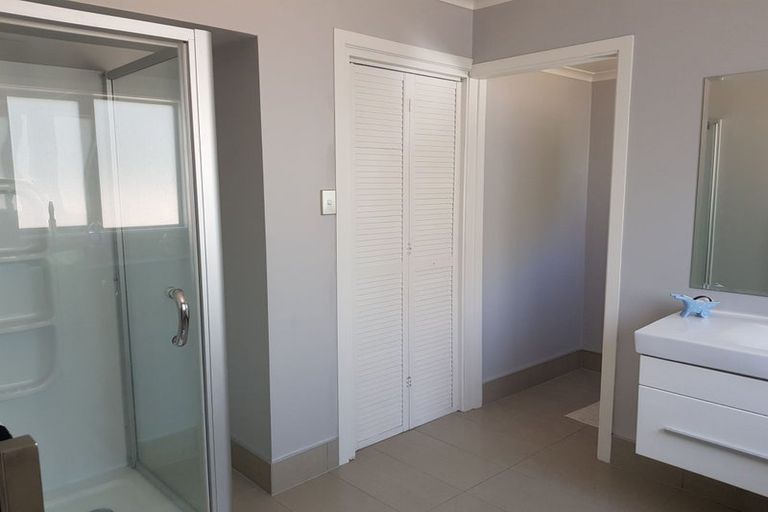 Photo of property in 79 Hinau Street, Riccarton, Christchurch, 8041