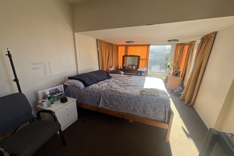 Photo of property in 9 Memorial Avenue, Ilam, Christchurch, 8053