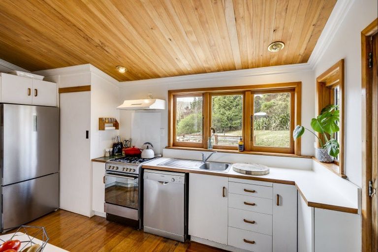 Photo of property in 972 Kahuranaki Road, Kahuranaki, Havelock North, 4295