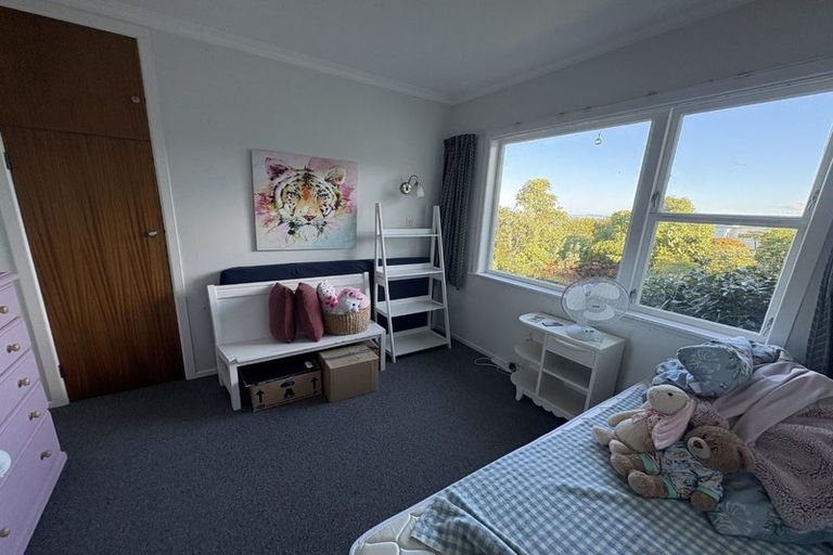 Photo of property in 17 Bedford Grove, Kelson, Lower Hutt, 5010