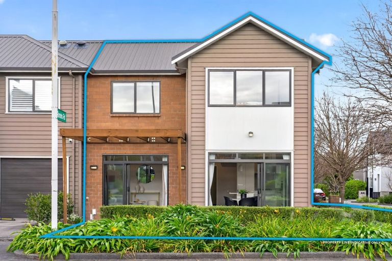 Photo of property in 2 Poaka Road, Hobsonville, Auckland, 0616