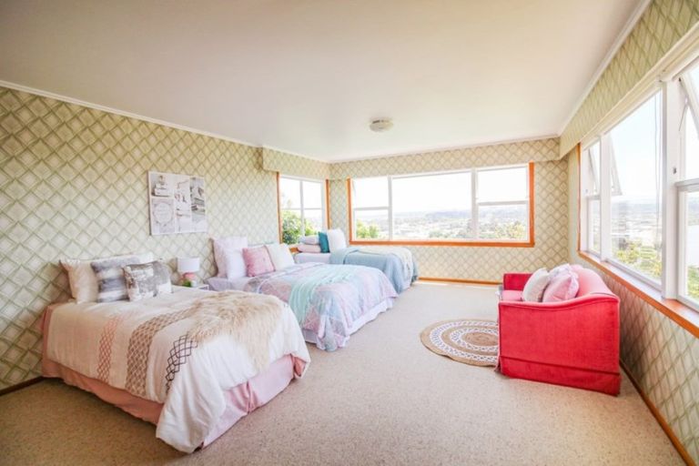 Photo of property in 2 Rodney Street, Durie Hill, Whanganui, 4500