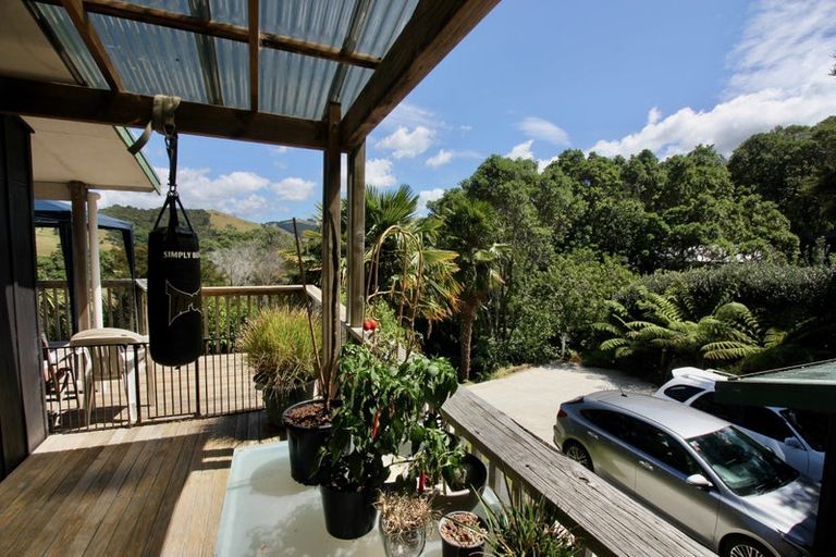 Photo of property in 6 Pohutukawa Grove, Whitianga, 3510
