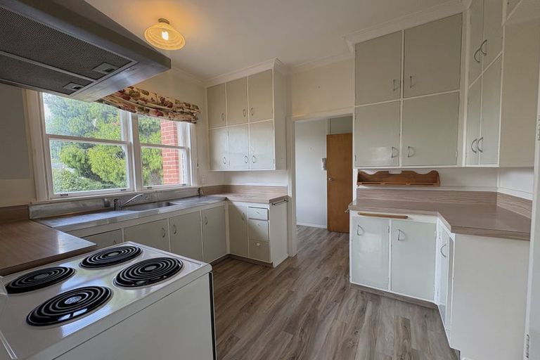 Photo of property in 70 Pine Avenue, Ebdentown, Upper Hutt, 5018