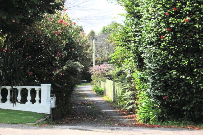 Photo of property in 90c Grand Vue Road, Kawaha Point, Rotorua, 3010