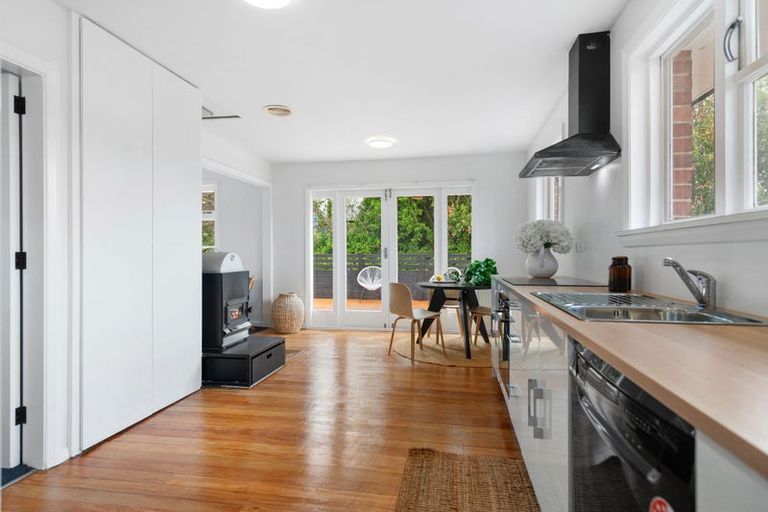 Photo of property in 24 Vagues Road, Northcote, Christchurch, 8052