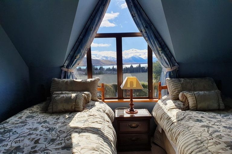 Photo of property in 5 Burnett Place, Lake Tekapo, 7999