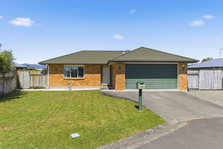 Photo of property in 5 Ahmad Close, Levin, 5510