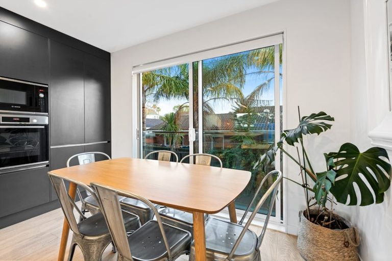 Photo of property in 3/4 Jutland Road, Hauraki, Auckland, 0622