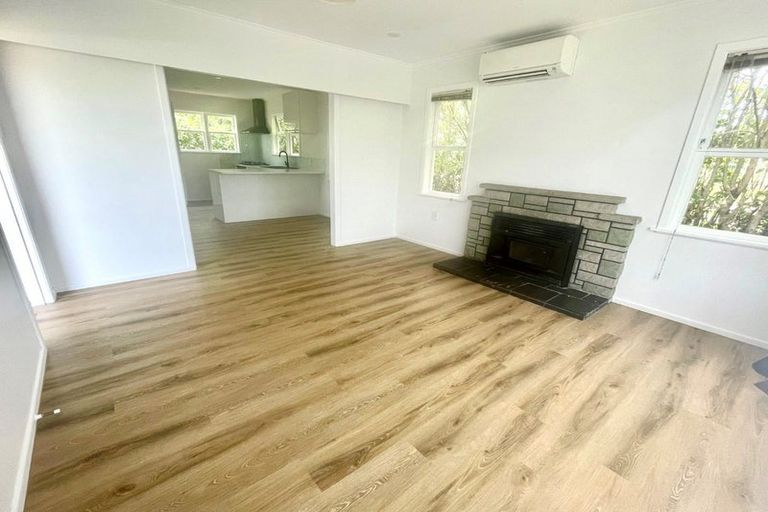 Photo of property in 5 Clendon Avenue, Papatoetoe, Auckland, 2025