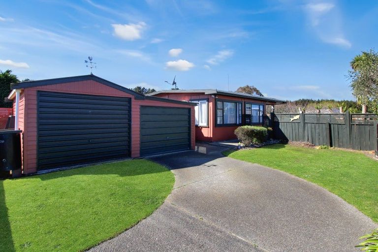 Photo of property in 15 Te Awa Street, Foxton Beach, Foxton, 4815