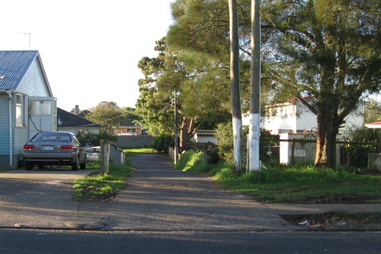 Photo of property in 26 Flat Bush Road, Otara, Auckland, 2023