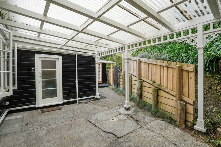 Photo of property in 7 Asquith Terrace, Brooklyn, Wellington, 6021
