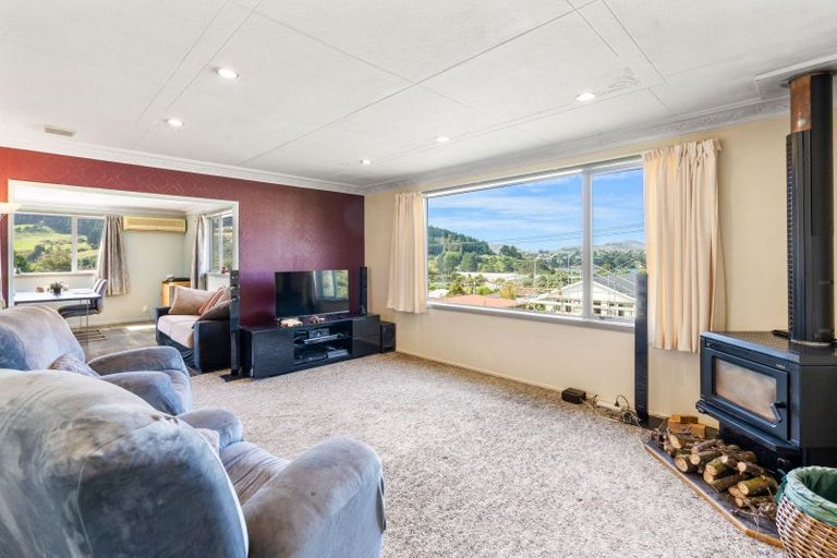 Photo of property in 4 Springdon Avenue, Sawyers Bay, Port Chalmers, 9023