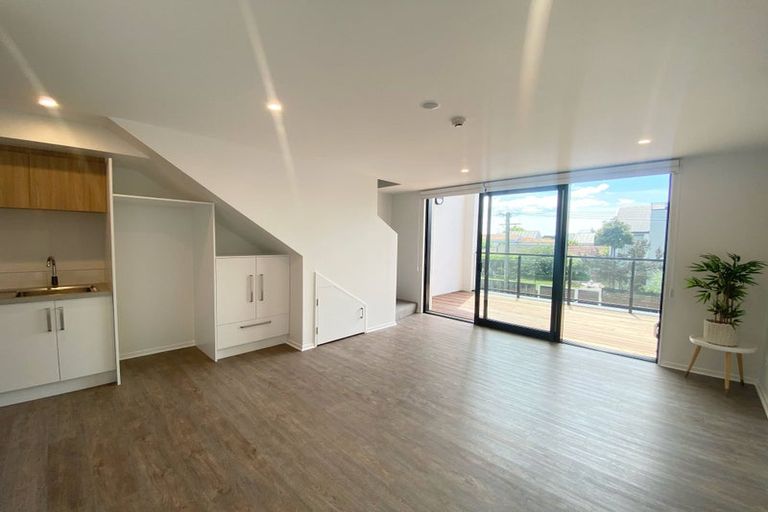 Photo of property in 104/1 Hewitts Road, Merivale, Christchurch, 8014