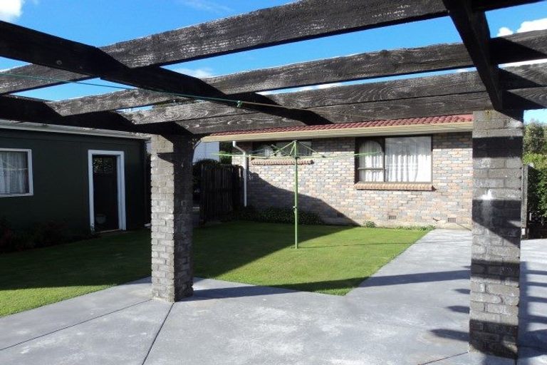 Photo of property in 18 Kennedys Bush Road, Halswell, Christchurch, 8025
