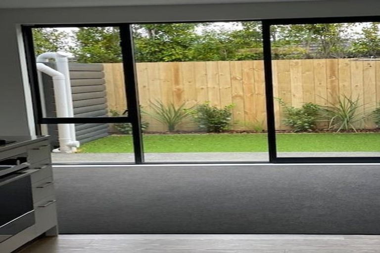 Photo of property in 13 Panoni Lane, Howick, Auckland, 2014