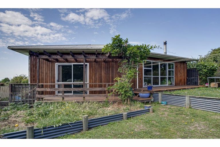 Photo of property in 6 Tasman Street, Oceanview, Timaru, 7910