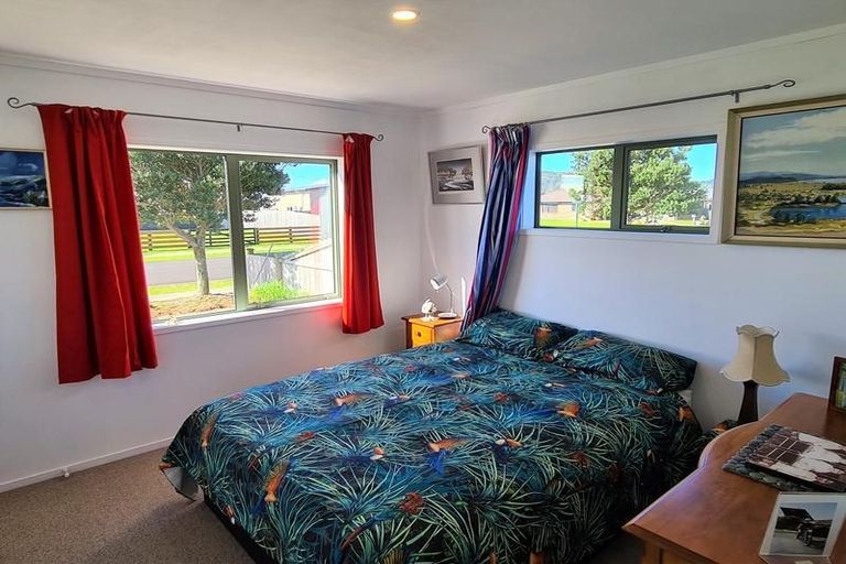 Photo of property in 192 Ngaio Drive, Matarangi, Whitianga, 3592