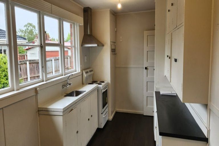 Photo of property in 21 Ballantyne Avenue, Upper Riccarton, Christchurch, 8041