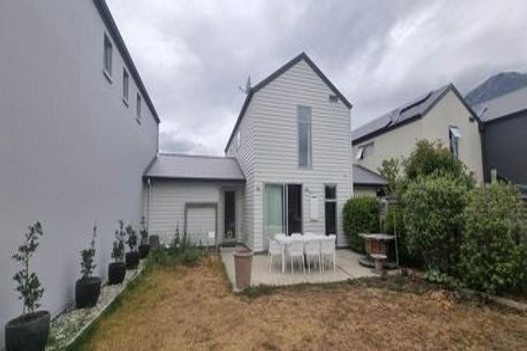 Photo of property in 4 Onslow Road, Lake Hayes, Queenstown, 9304