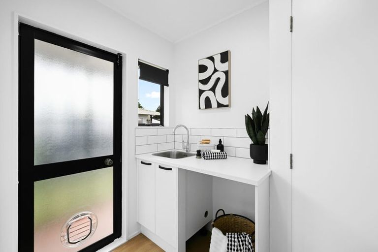 Photo of property in 24a Lloyd Drive, Nawton, Hamilton, 3200