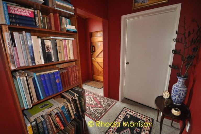 Photo of property in 257 Metcalfe Road, Matakohe, 0593