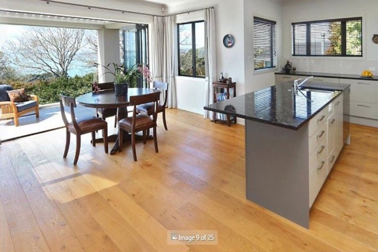 Photo of property in 1a Burford Place, Mellons Bay, Auckland, 2014