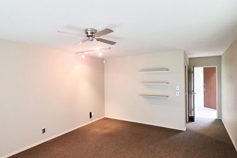 Photo of property in 65 Matatua Road, Raumati Beach, Paraparaumu, 5032