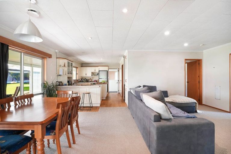 Photo of property in 426 Abel Tasman Drive, Motupipi, Takaka, 7183