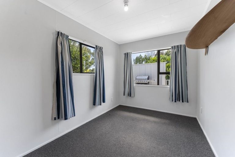 Photo of property in 25 Pitoitoi Street, Otaihanga, Paraparaumu, 5036