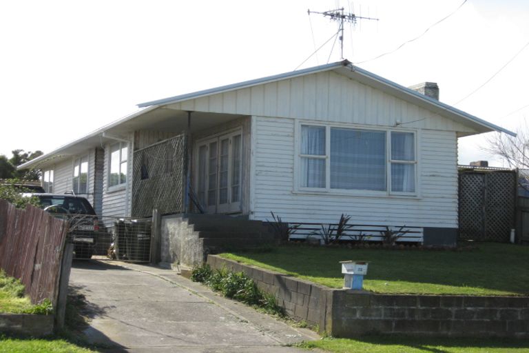 Photo of property in 22 Matai Street, Castlecliff, Whanganui, 4501