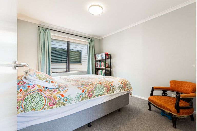 Photo of property in 14 Kotuku Lane, Hobsonville, Auckland, 0616