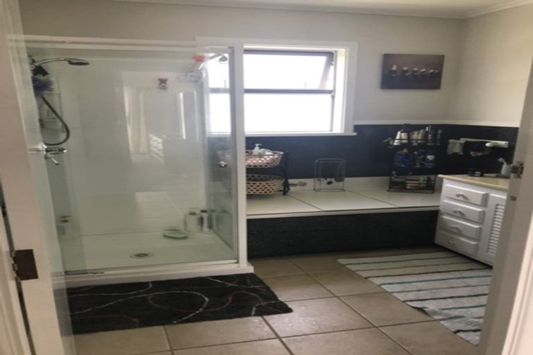 Photo of property in 15a Butterworth Avenue, Opaheke, Papakura, 2113