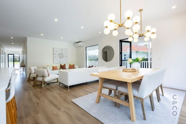 Photo of property in 15 Edward Street, Riverhead, 0820