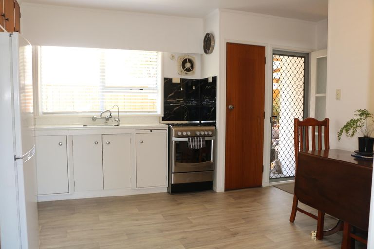 Photo of property in 2/109 Fitzroy Street, Papatoetoe, Auckland, 2104