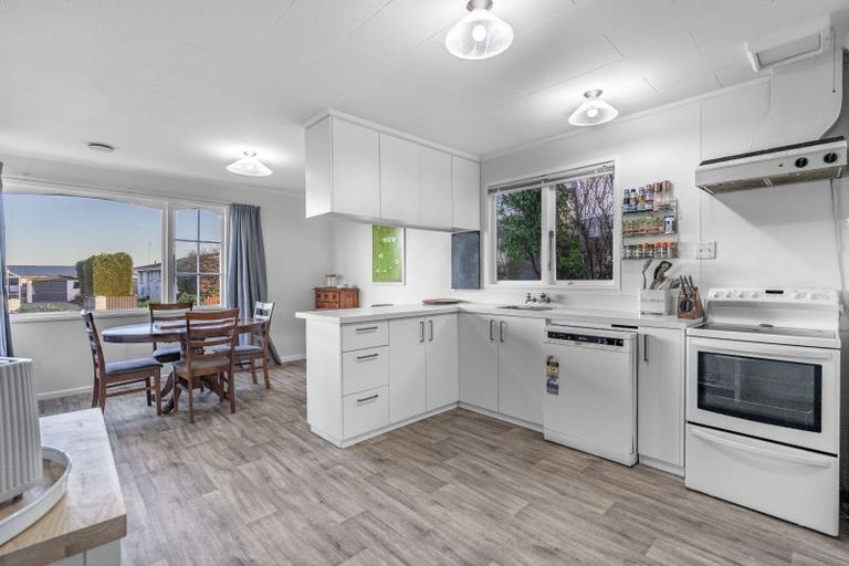 Photo of property in 10 Bruce Street, Waikiwi, Invercargill, 9810