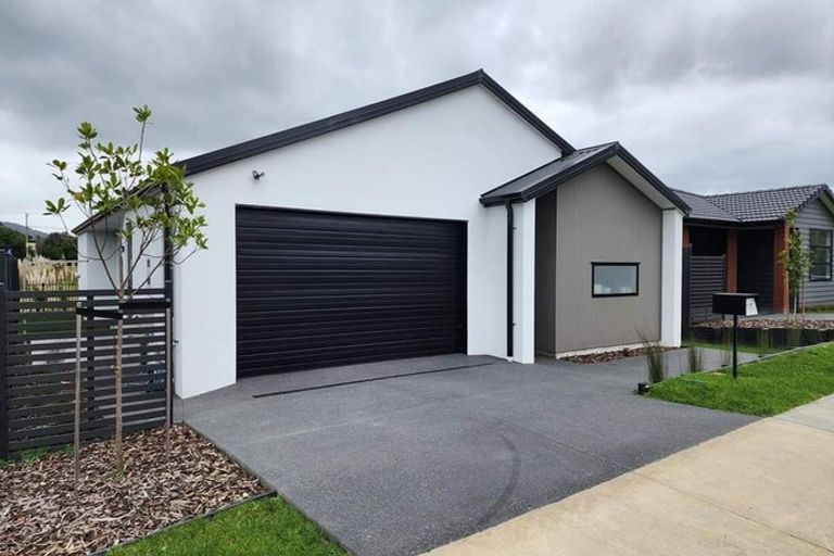 Photo of property in 117 Glenbervie Drive, Glenbervie, 0173