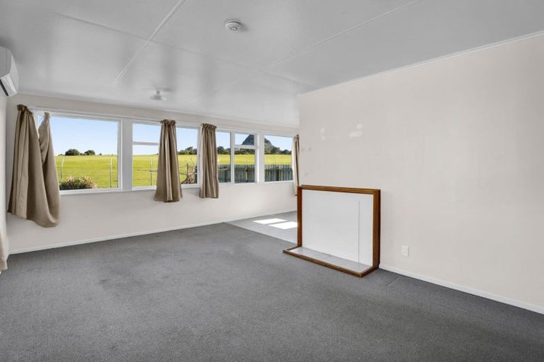 Photo of property in 48 Marama Crescent, Spotswood, New Plymouth, 4310