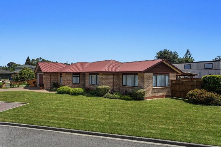Photo of property in 16 Walnut Grove, Whakatane, 3120