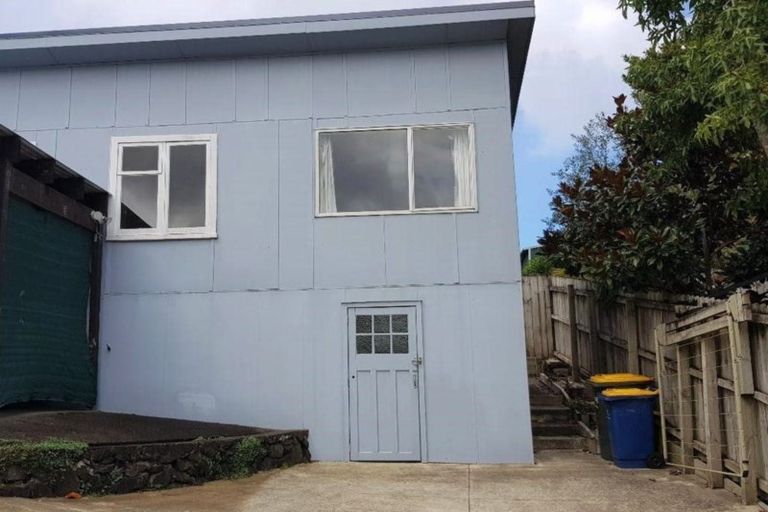 Photo of property in 1/10 Blease Street, New Lynn, Auckland, 0600