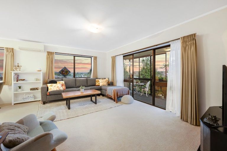 Photo of property in 2/42 Cromdale Avenue, Highland Park, Auckland, 2010