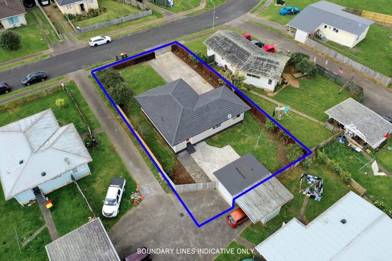Photo of property in 46 Cottingham Crescent, Mangere East, Auckland, 2024