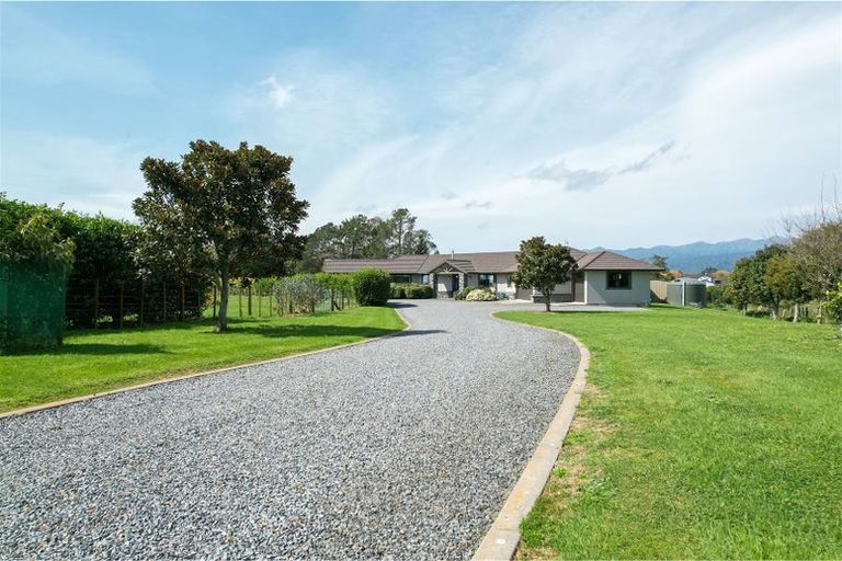 Photo of property in 9 Tullahoma Way, Ohau, Levin, 5570