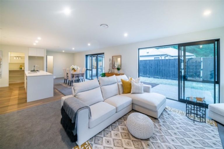 Photo of property in 84 Riverstone Drive, Riverstone Terraces, Upper Hutt, 5018