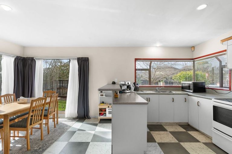 Photo of property in 1 Ryeland Avenue, Ilam, Christchurch, 8041